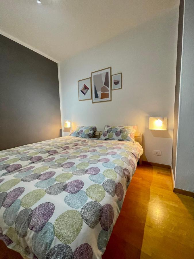Apartments Leonardi ริวาเดลการ์ดา ภายนอก รูปภาพ
